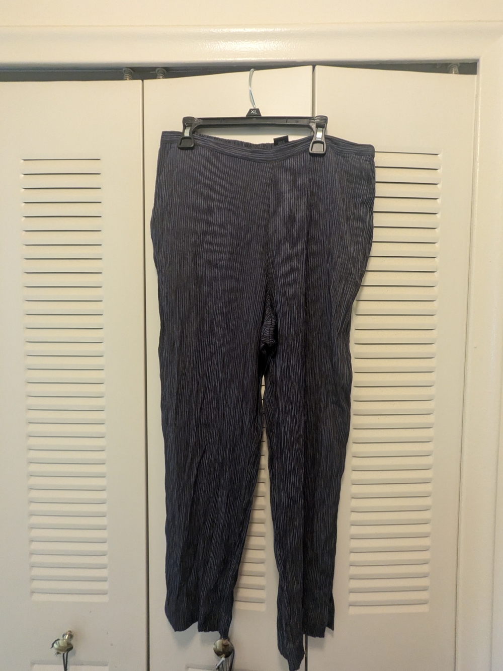 Textured Navy Striped Capris